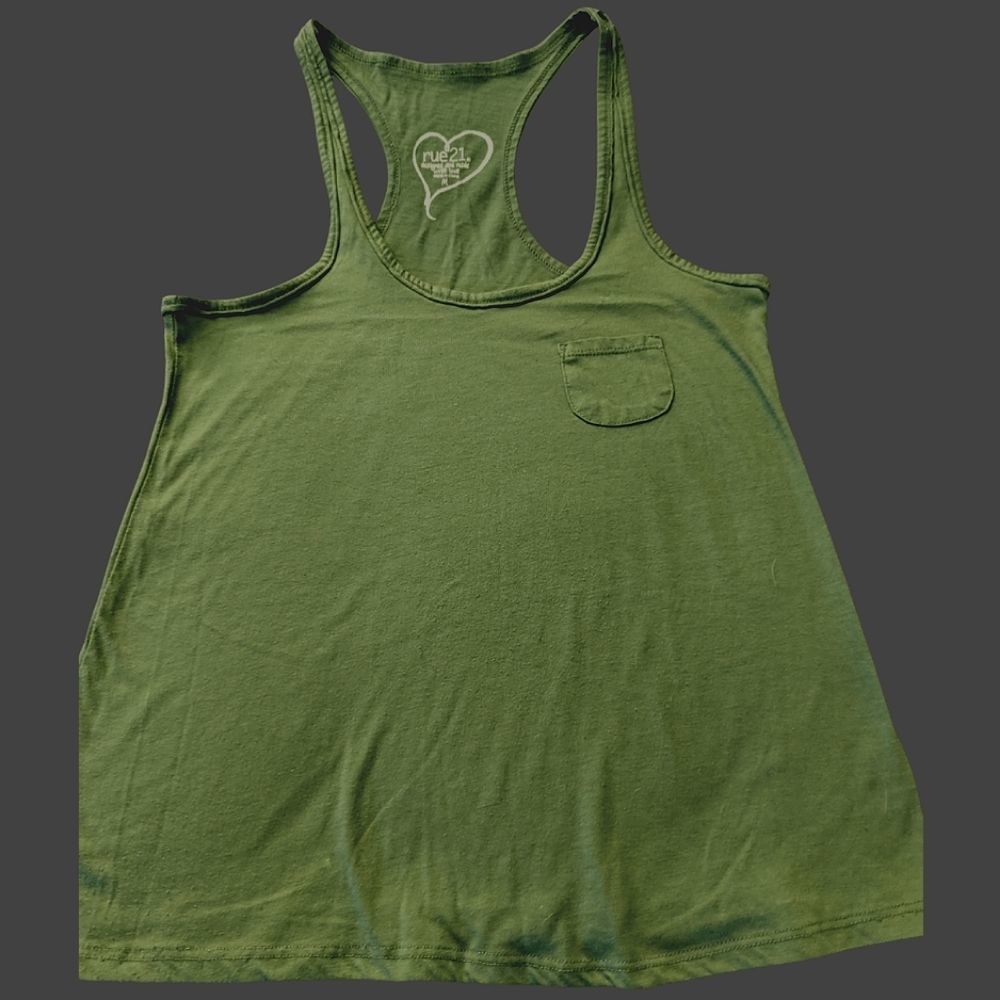 Racer back tank top hunter green Rue21 size medium